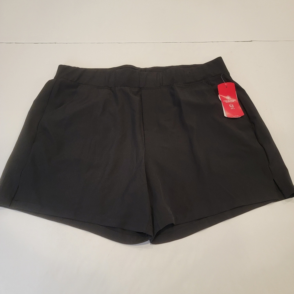BCG Women's Golf Sculpted Club Sport Shorts Black Size XL NWT!